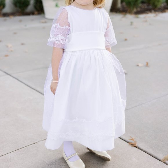 isabel garreton flower girl